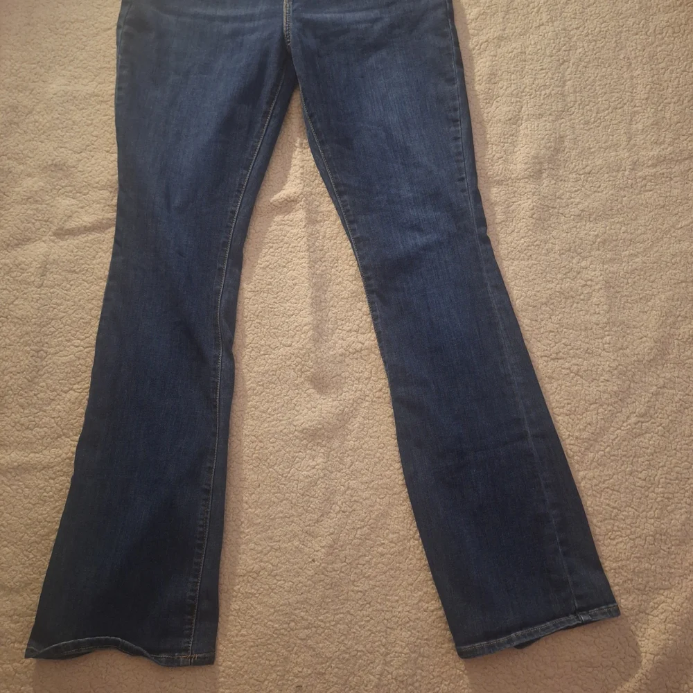 Signature by Levi Strauss Dark Blue Mid-rise Bootcut Jeans W30 L34